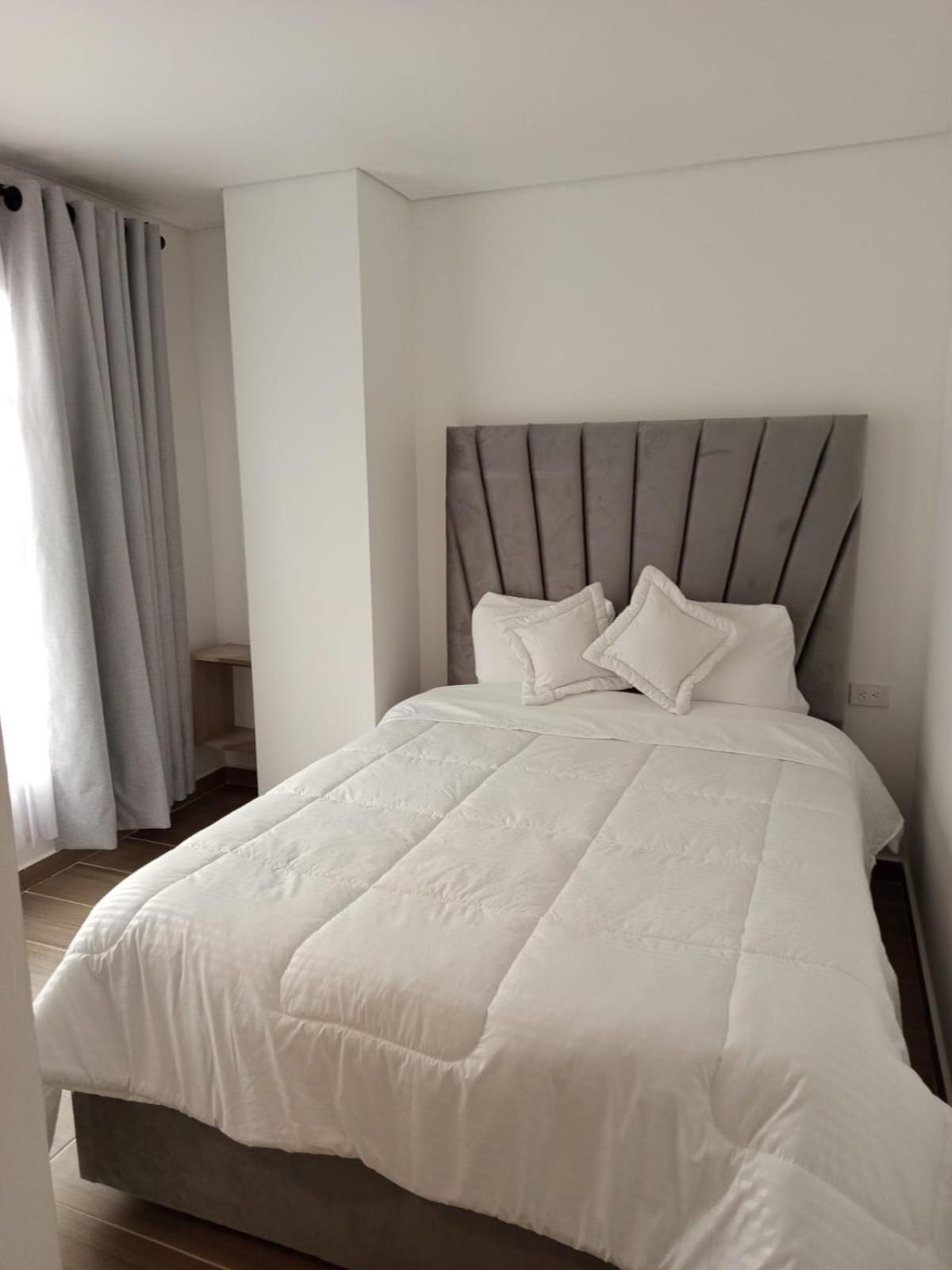 Hotel Saron Богота Екстериор снимка