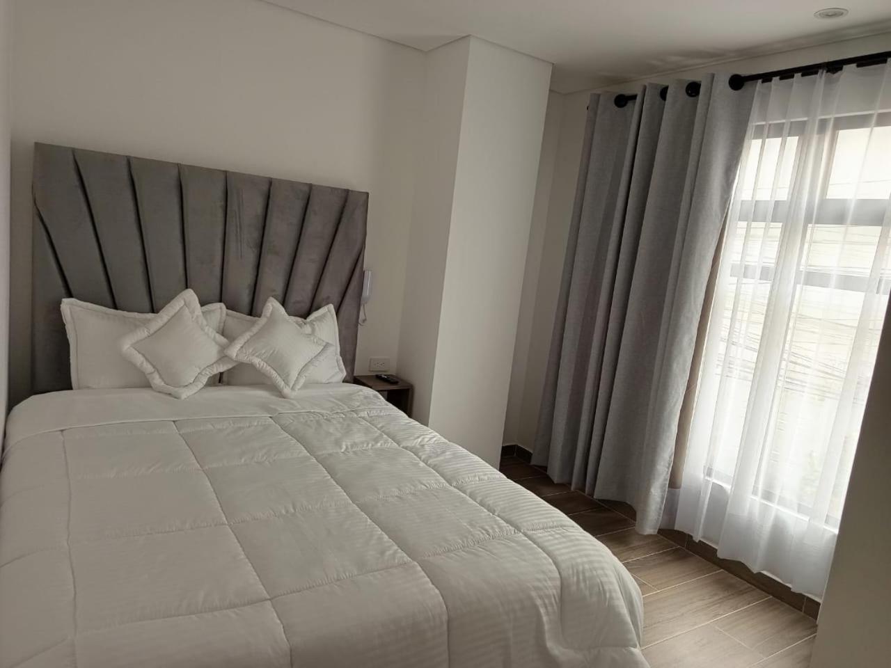 Hotel Saron Богота Екстериор снимка