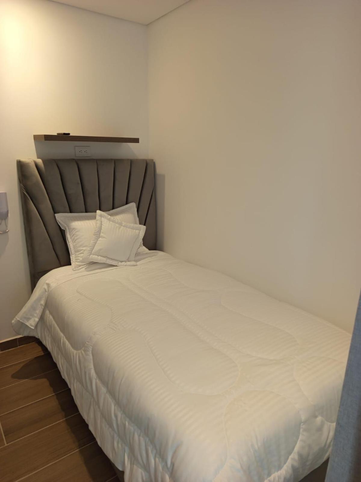 Hotel Saron Богота Екстериор снимка