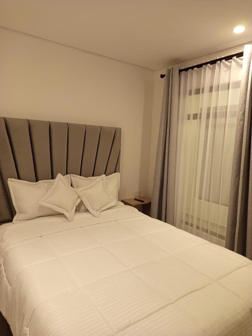 Hotel Saron Богота Екстериор снимка